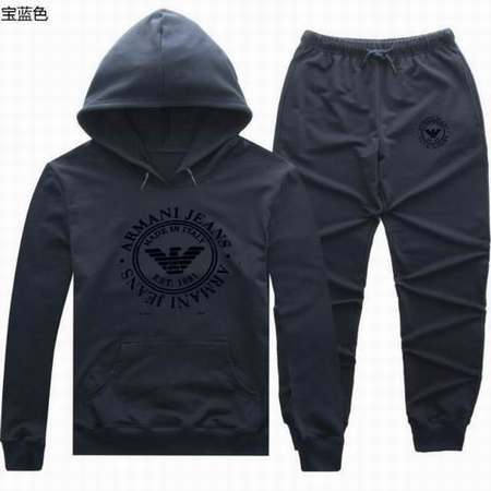 Armani-ea7-jogging-bas,prix-d-un-jogging-Armani,survetement-homme-marque