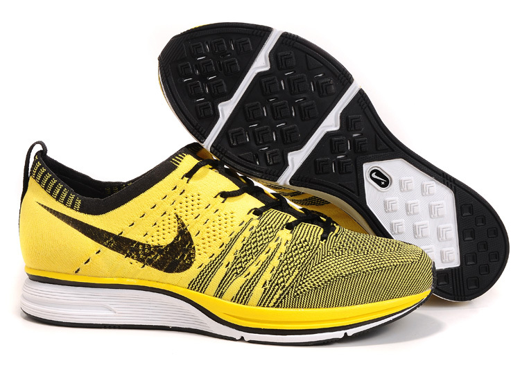Nike-Flyknit-Trainer-noir-et-blanc-pas-cher,foot-locker-Nike-Flyknit-Trainer-2010,Nike-Flyknit-Trainer-homme