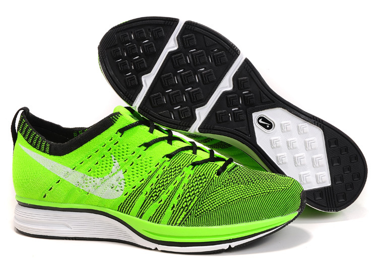 Nike-Flyknit-Trainer-rose-pour-homme,Nike-Flyknit-Trainer-foot-locker-2014,Nike-Flyknit-Trainer-2011-new