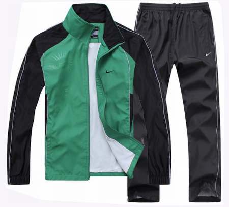 Survetement-nike-Homme-Redoute,mode-survetement-velours-femme,ensemble-survetement-Nike-gris