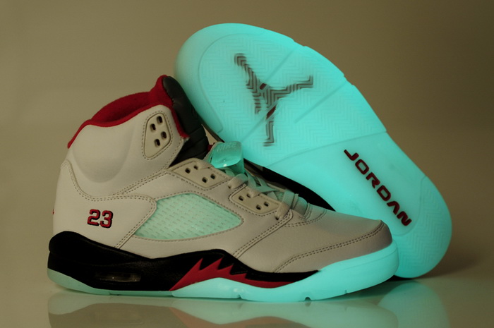 air-jordan-6-pas-cher-homme,achat-basket-air-jordan,jordan-femme