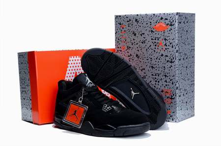 air-jordan-femme-personnalise,jordan-flight-45-hi-femme,magasin-basket-jordan-new-york