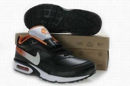 air-max-bw-noir-et-bleu,nike-air-max-bw-gen-2,nike-air-max-bw-em