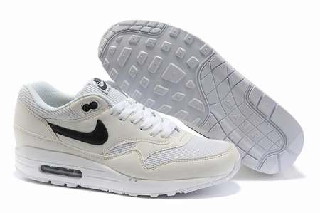air-max-vintage-pas-cher,air-max-1-femmes,air-max-1-leopard-noir-femme
