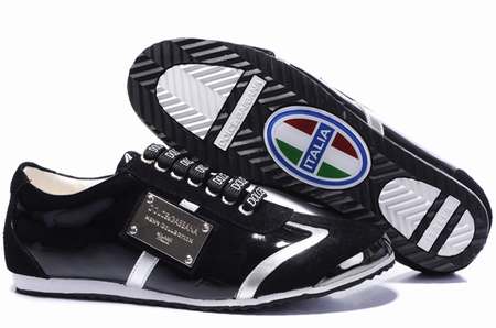 basket-dolce-gabbana-noir,vente-privee-dolce-gabbana-chaussure,basket-dolce-gabbana-plaque