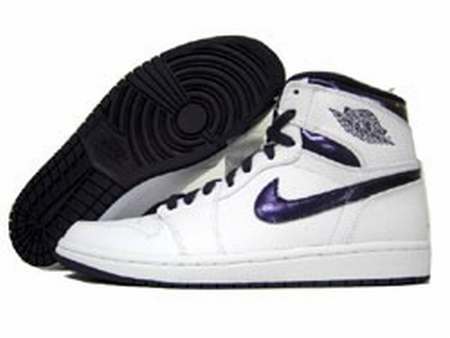 baskets-nike-air-jordan-flight-45-high-pour-femme,air-jordan-pas-cher-retro-3,jordan-femme-taille-grand