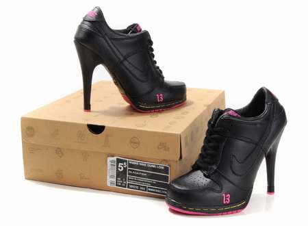 botte-sans-talon,talon-guess,talon-rouge