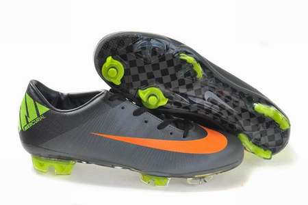 boutique-foot,promotion-chaussure-de-foot,crampons-football-pas-cher