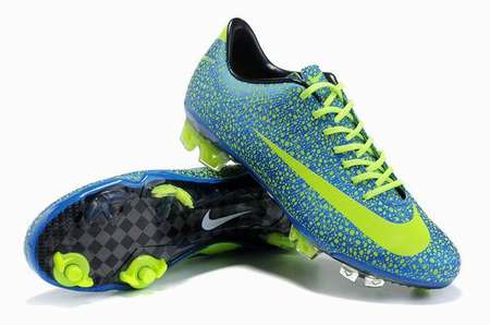 chaussure-de-foot-enfants,les-plus-belle-chaussure-de-foot,chaussure-de-foot-cristiano-ronaldo