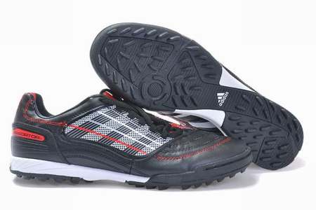 chaussure-de-foot-solde,chaussure-de-marque-pas-cher-homme,vente-chaussure-foot