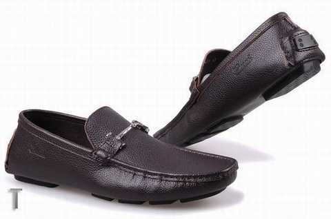 chaussure-homme-gucci,chaussur-gucci-femme,chaussure-guess-nouvelle-collection