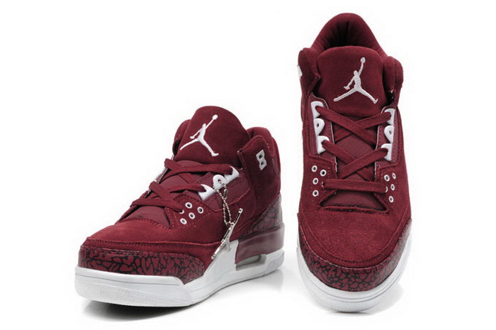 chaussure-jordan-noir-et-rouge,jordan-femme-pas-cher-spizike,air-jordan-pas-chere