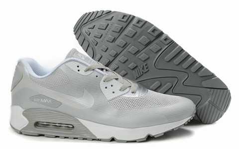 chaussure-nike-air-max-en-solde,nike-air-max-90-essential,chaussure-nike-air-max-soldes