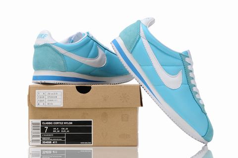 chaussure-nike-classic-cortez