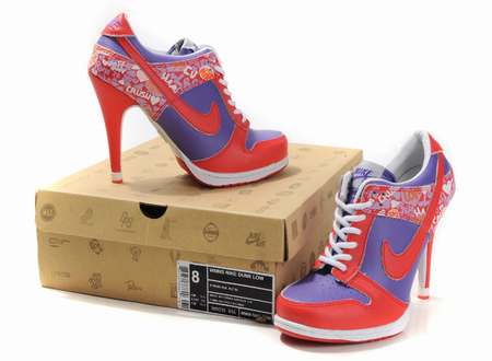 chaussure-nike-femme-a-talon,basket-talon-compense,timberland-a-talon