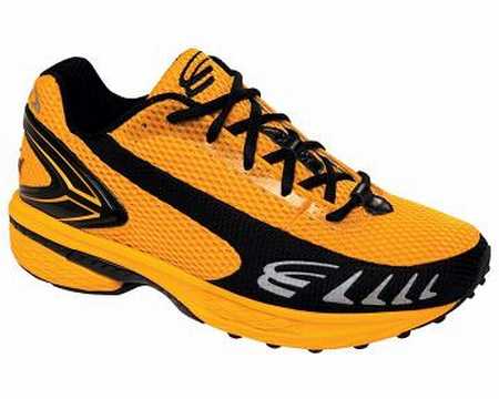 chaussure-running-a-la-mode,chaussures-running-fluo,nike-roshe-run-udsalg