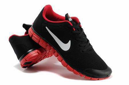 chaussure-running-boston,nike-run-jersey,nike-roshe-run-cyber-green