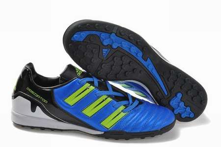 chaussures-de-foot-salle,crampon-chaussure,chaussure-foot-americain