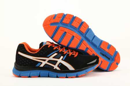 chaussures-running-femme-zaraca-turquoise-asics,chaussure-running-soldes-asics,nike-free-run-aberdeen