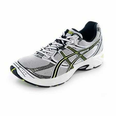 chaussures-sport-bébé-sunray-protect-de-nike,chaussures-sport-aquatique,chaussures-de-sport-asics-gel