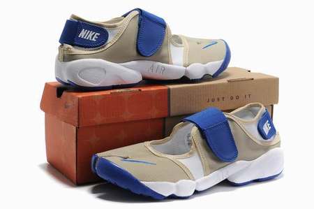 chaussures-sport-homme,nike-air-rift-homme,air-rift-homme