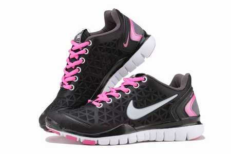 collant-running-femme-intersport,chaussures-running-response-cushion-21,nike-free-run-vs-air-max