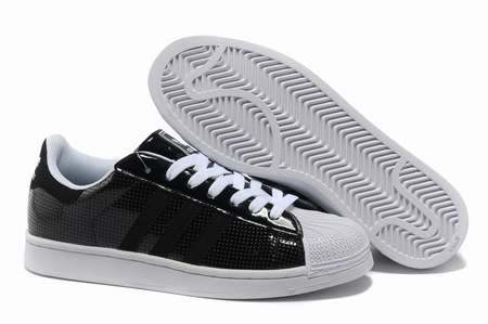 des-chaussures-adidas,sarenza-chaussure,basket-pour-femme-adidas