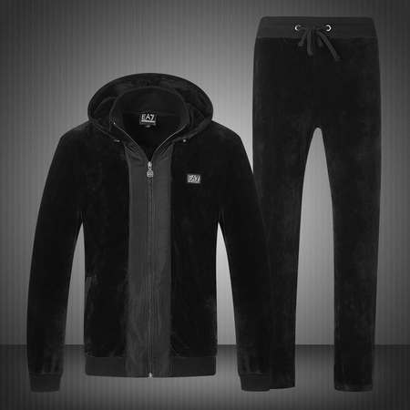 ensemble-Armani-homme-pas-cher,survetement-Armani-ea7-14-ans-neuf,Armani-ea7-survetement-entrainement