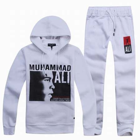 ensemble-de-survetement-Dolce-Gabbana-femme,survetement-Dolce-Gabbana-marques,jogging-Dolce-Gabbana-foot-locker