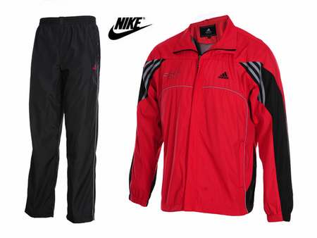 ensemble-survetement-homme-Nike,survetement-nike-femme-pas-cher-noir-et-rose,survetement-nike-prix-d'usine