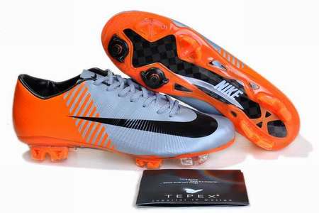 f50-chaussure-de-foot,chaussures-de-foot-puma,article-de-foot-pas-cher