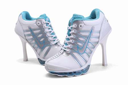 femme-a-talon,basket-nike-a-talon,basket-talon-aiguille
