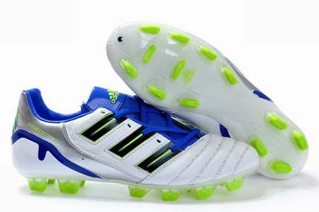 futsal-boutique,magasin-de-chaussure-de-sport,chaussure-de-foot-pas-cher-enfant