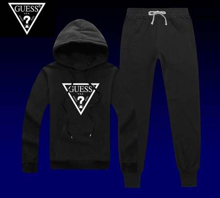 jogging-Guess-homme-bleu,survetement-Guess-a-la-mode,destockage-survetement-guess-nike