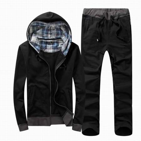 jogging-de-marque-homme,survetement-Armani-ea7-club-football,vente-survetement-Armani-ea7-