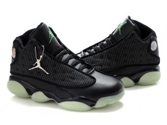 jordan-fille-foot-locker,chaussures-jordan-collection,basket-jordan-blanc-et-rose