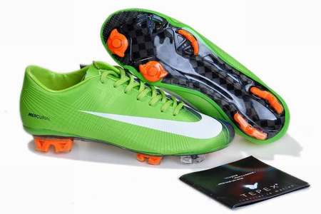 marque-de-foot,crampons-pour-chaussures-de-foot,chaussure-football-americain