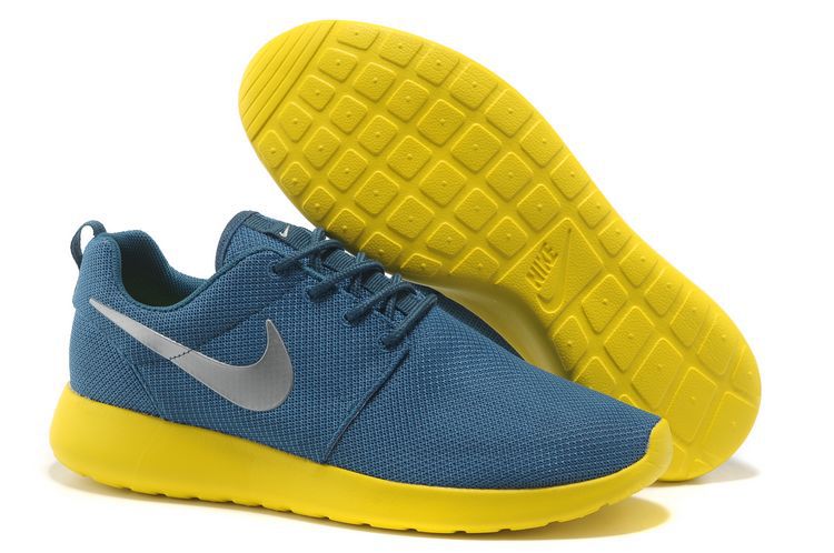 nike-Roshe-run-femme-premium,nike-Roshe-prix-d-execution,nike-Roshe-bleu-fonce
