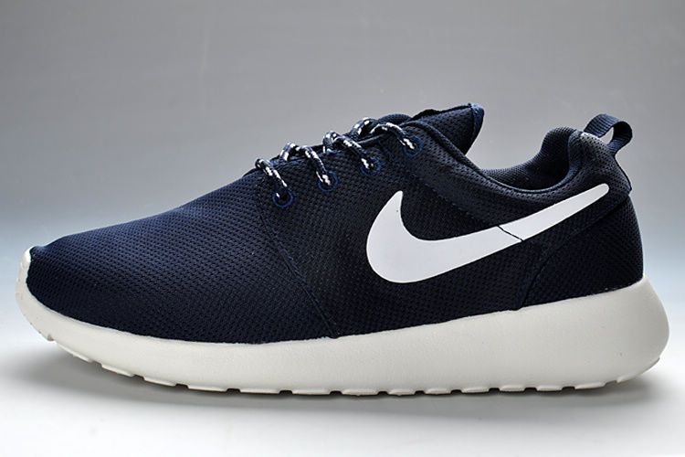 nike-Roshe-run-sur-pieds,nike-juniors-Roshe-formateurs,nike-Roshe-run-camo-digi-tout