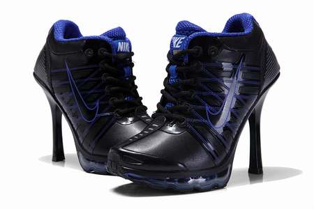 nike-a-talon-rose,botine-a-talon,baskette-talon-compense