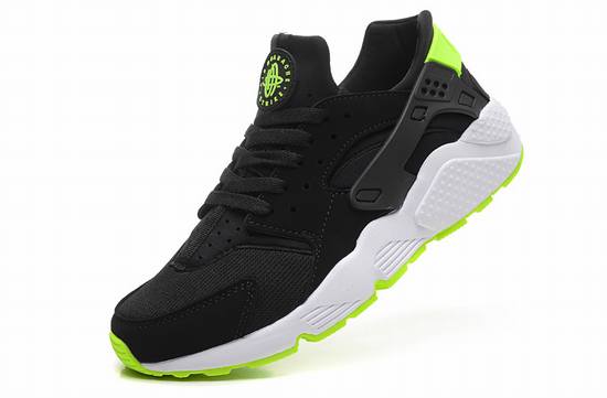 nike-air-huarache,nike-air-huarache-quickstrike,nike-huarache-vrouwen