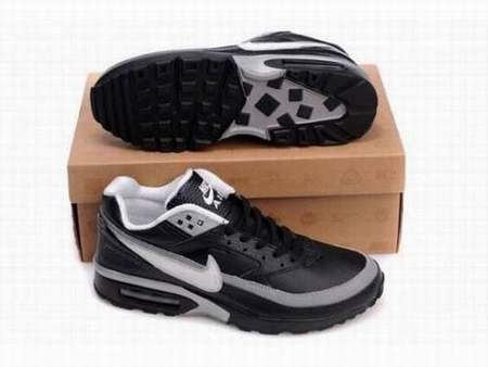 nike-air-max-bw-femme-noir,air-max-bw-noire-et-blanc,air-max-classic-bw-foot-locker