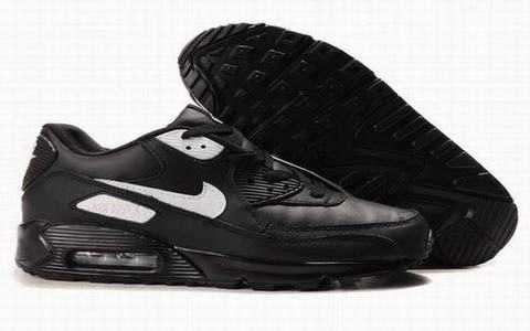 nike-air-max-essential-femme,air-max-classic-bw-homme-noir,baskets-nike-air-max-homme