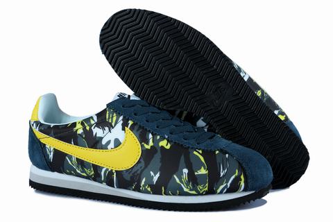 nike-baskets-lady-cortez-femme,nike-cortez-nylon-vintage-femme,basket-nike-classic-cortez-nylon-bleu