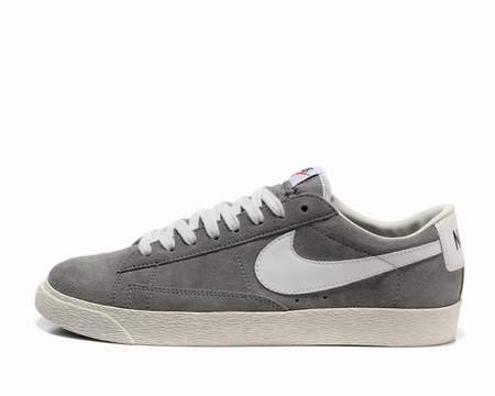 nike-blazer-bebe,nike-blazer-grise-taille-42,nike-blazer-mid-femme-pas-cher