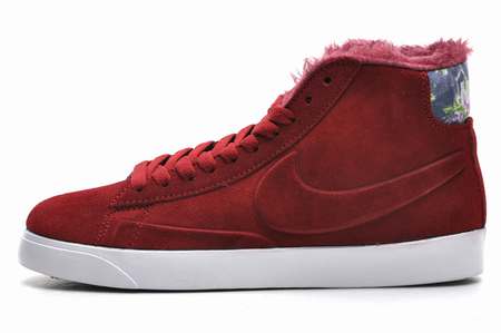 nike-blazer-femme-taupe,nike-blazer-mind,nike-blazer-rouge-femme-pas-cher