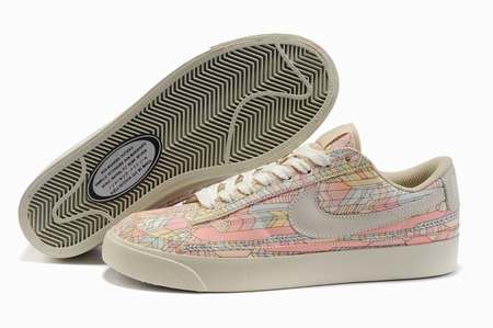 nike-blazer-mid-premium-vintage-suede-chaussure-pour-homme,nike-blazer-homme-verte,nike-blazer-low-noir-femme-pas-cher