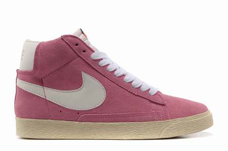 nike-blazer-mid-premium-vintage-suede-soldes,nike-blazer-vintage-suede,nike-blazer-fille-pas-chere