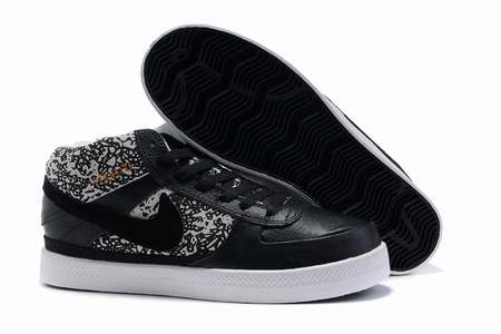 nike-blazer-rouge-et-noir,nike-blazer-femme-noir,nike-blazer-noir-femme-soldes