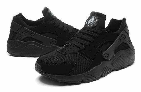 nike-crampons-moules-Huarache,nike-huarache-nyc,nike-crampons-huarache-de-crosse-date-de-sortie